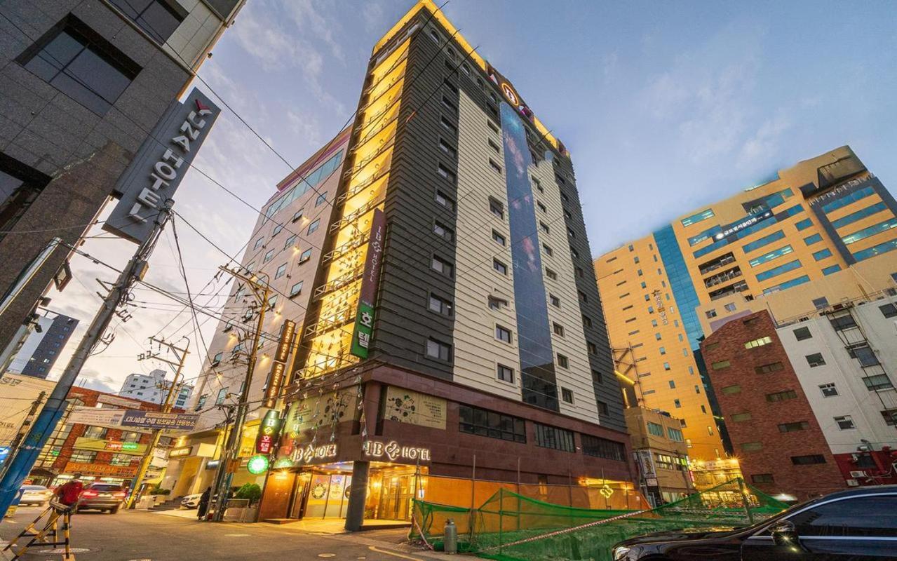 Seomyeon Ib Hotel ปูซาน ภายนอก รูปภาพ